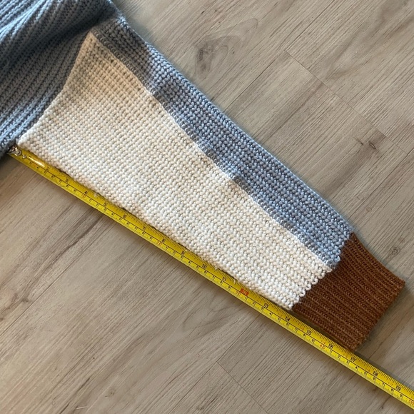 Wishlist Colorblock Crew Neck Sweater - Brown, Blue, Cream - Picture 9 of 11